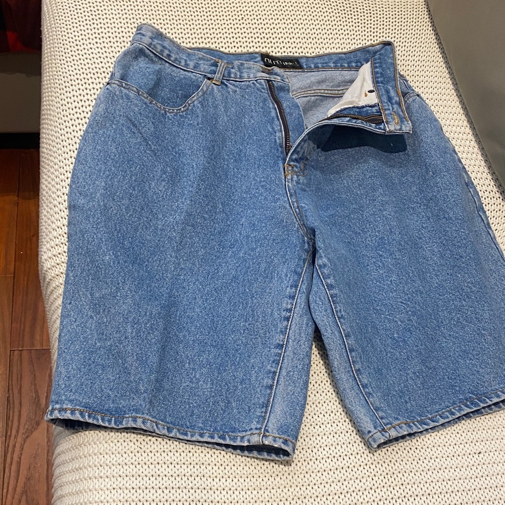 Vintage outlines denim jorts ladies size 30